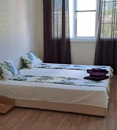 Tanya's Flat 公寓 瓦爾納